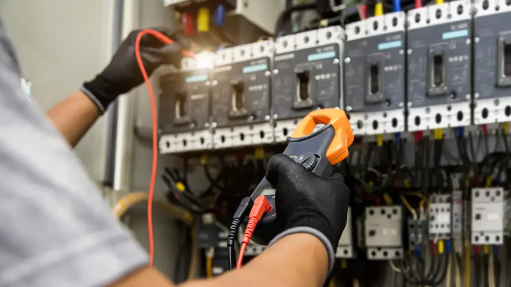outh Deep Gold Mine Electrical Engineering Learnerships